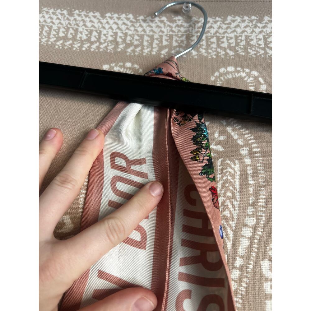 Christian Dior Pink D-Millefiori Mitzah Printed Silk Bandeau Scarf - Picture 9 of 9